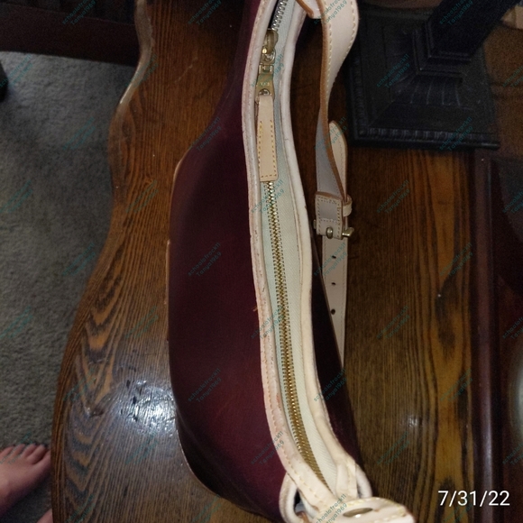 Rare large vintage Dooney & Bourke Hobo - Picture 13 of 13